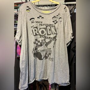 3 for $20 Torrid size 3 Rock n Roll destructed t-shirt relaxed fit gray